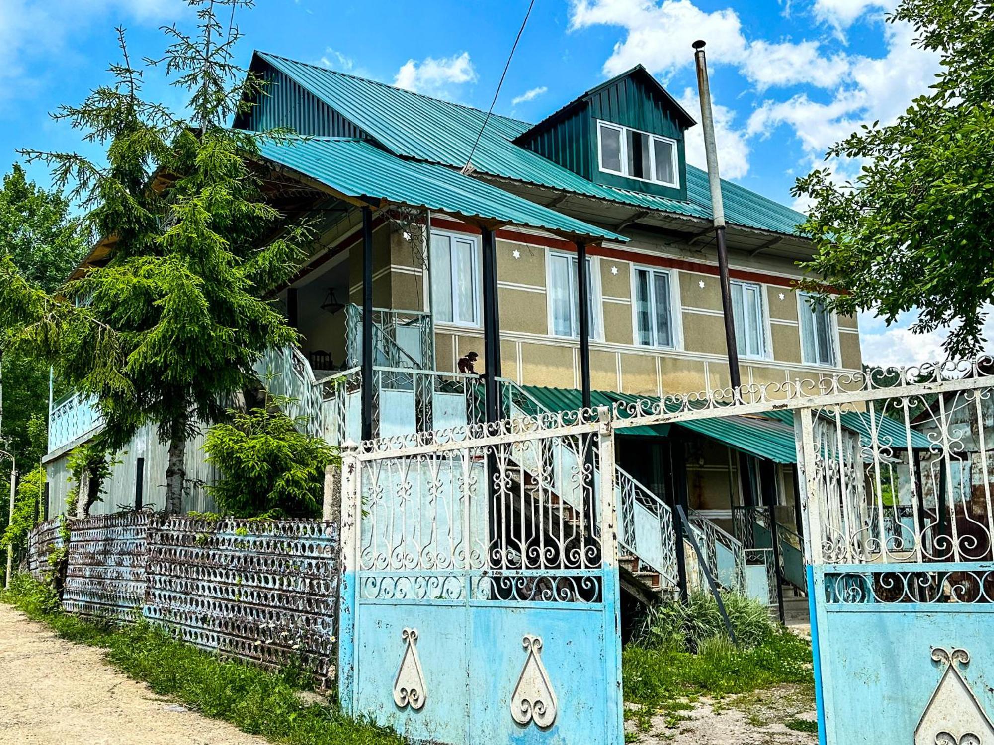 Hotel Armazi Khulo Exterior foto