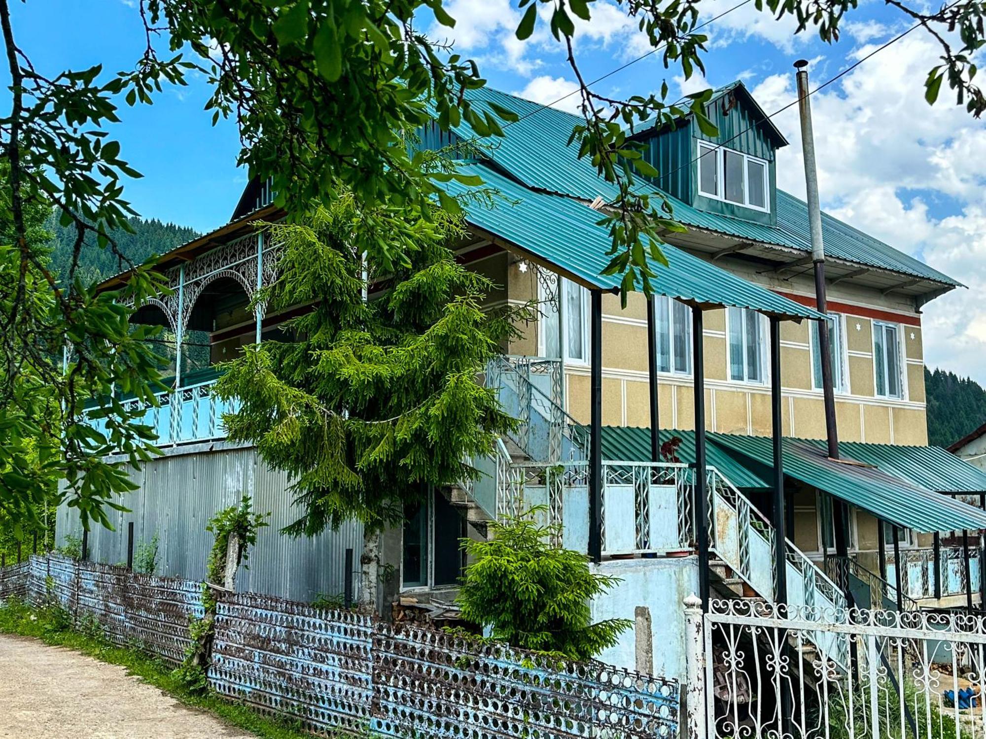 Hotel Armazi Khulo Exterior foto