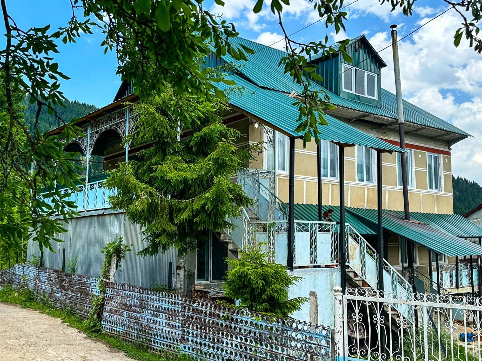Hotel Armazi Khulo Exterior foto